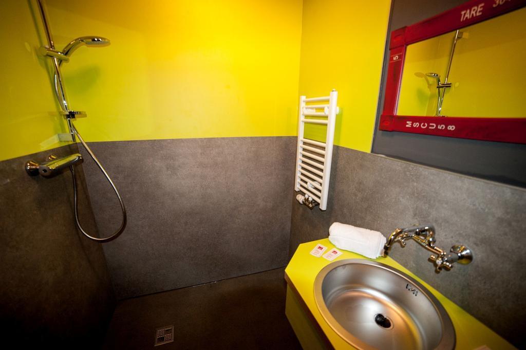 Hostel Am Bahnhof Suhl Værelse billede