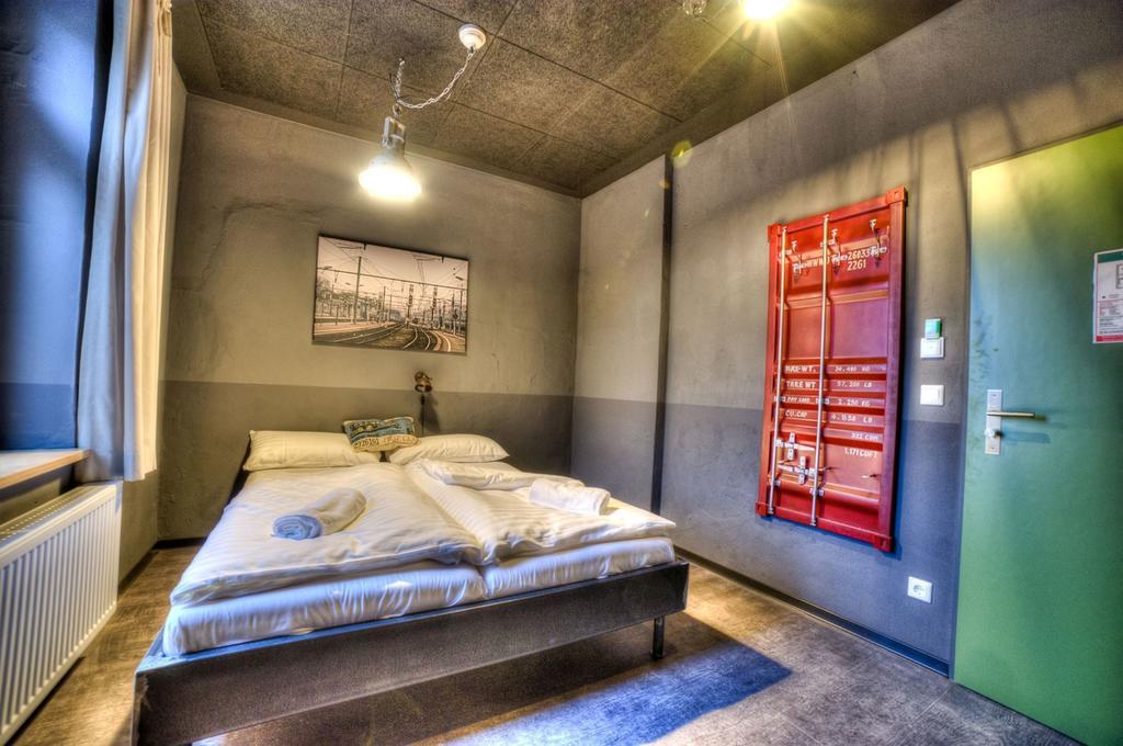 Hostel Am Bahnhof Suhl Eksteriør billede